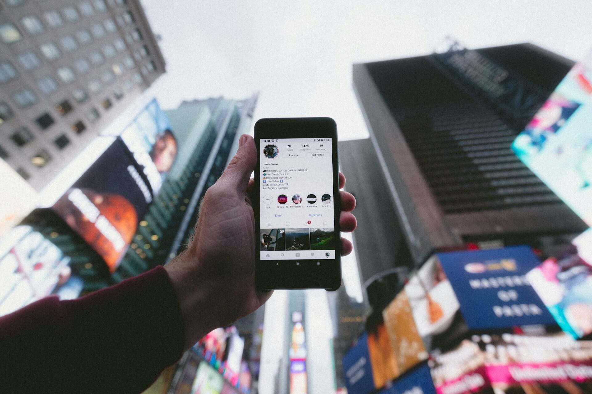 Social Media Branding: Tips for Building a Strong Presence